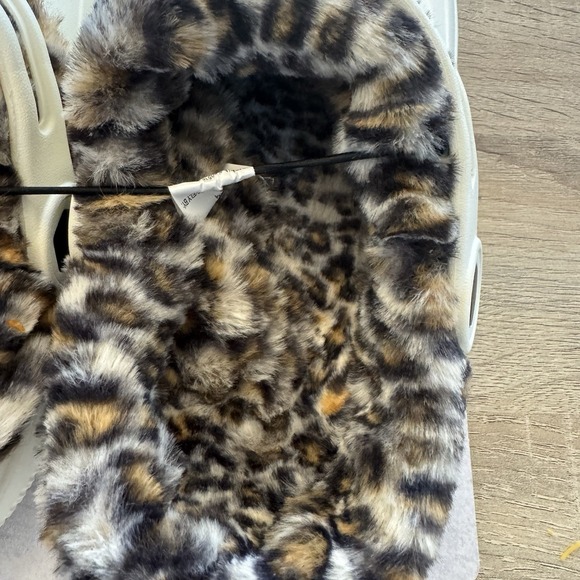 Serra Ladies Warm Lined Clogs – Leopard Faux Fur – Size 9/10 – NEW - Picture 3 of 5